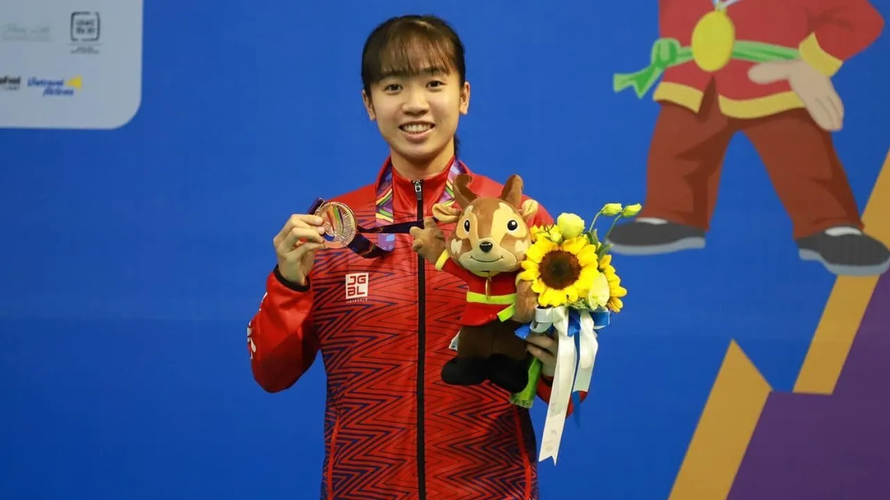 vũ thị anh thư cầu lông